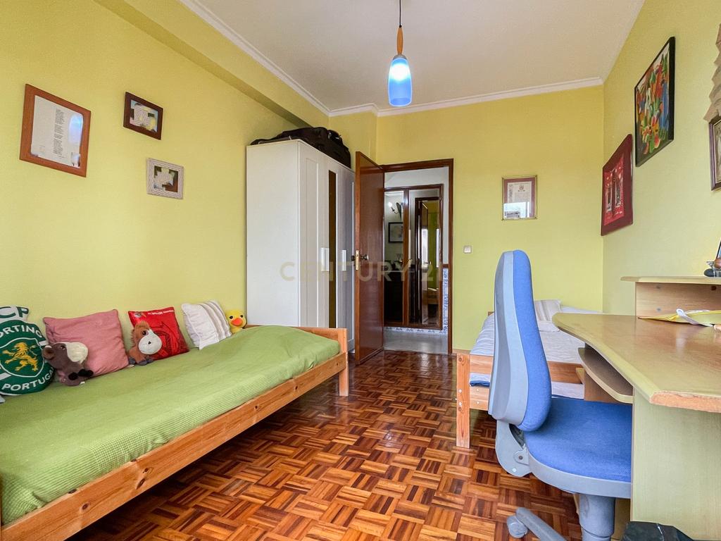 Apartamento T3 - Casal do Chapim - Odivelas - Garagem - Arrecadação - Image 17